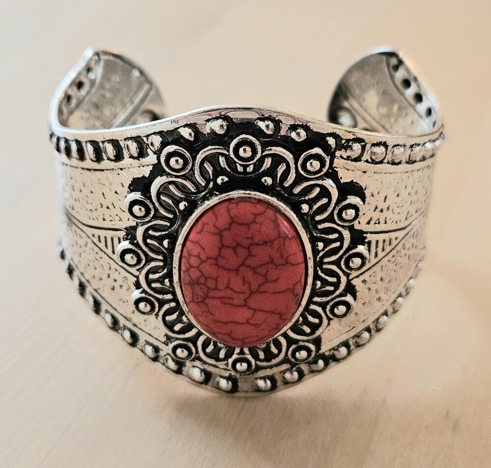Vintage Navajo Style Silver Red Stone Cabochon Cuff Bracelet